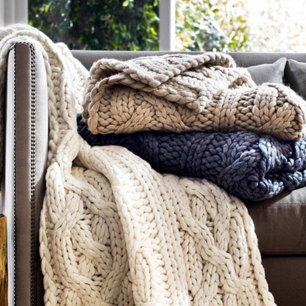 UGG Oversized Knit Chunky Blanket